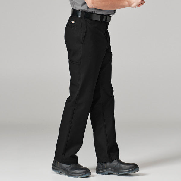 Pantalón con bolsillos multiusos de gabardina