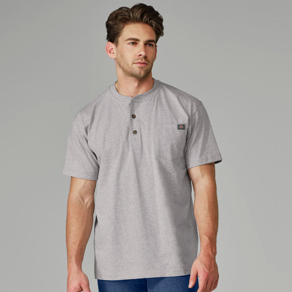 Playera gruesa tipo Henley manga corta