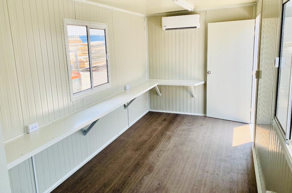 Oficina Movil 8×24´ (2.44 x 7.31 mts)